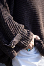 Cargar imagen en el visor de la galería, PONCHO MANTUA CAFÉ