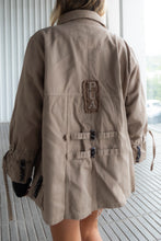 Cargar imagen en el visor de la galería, GYRESUN BEIGE
